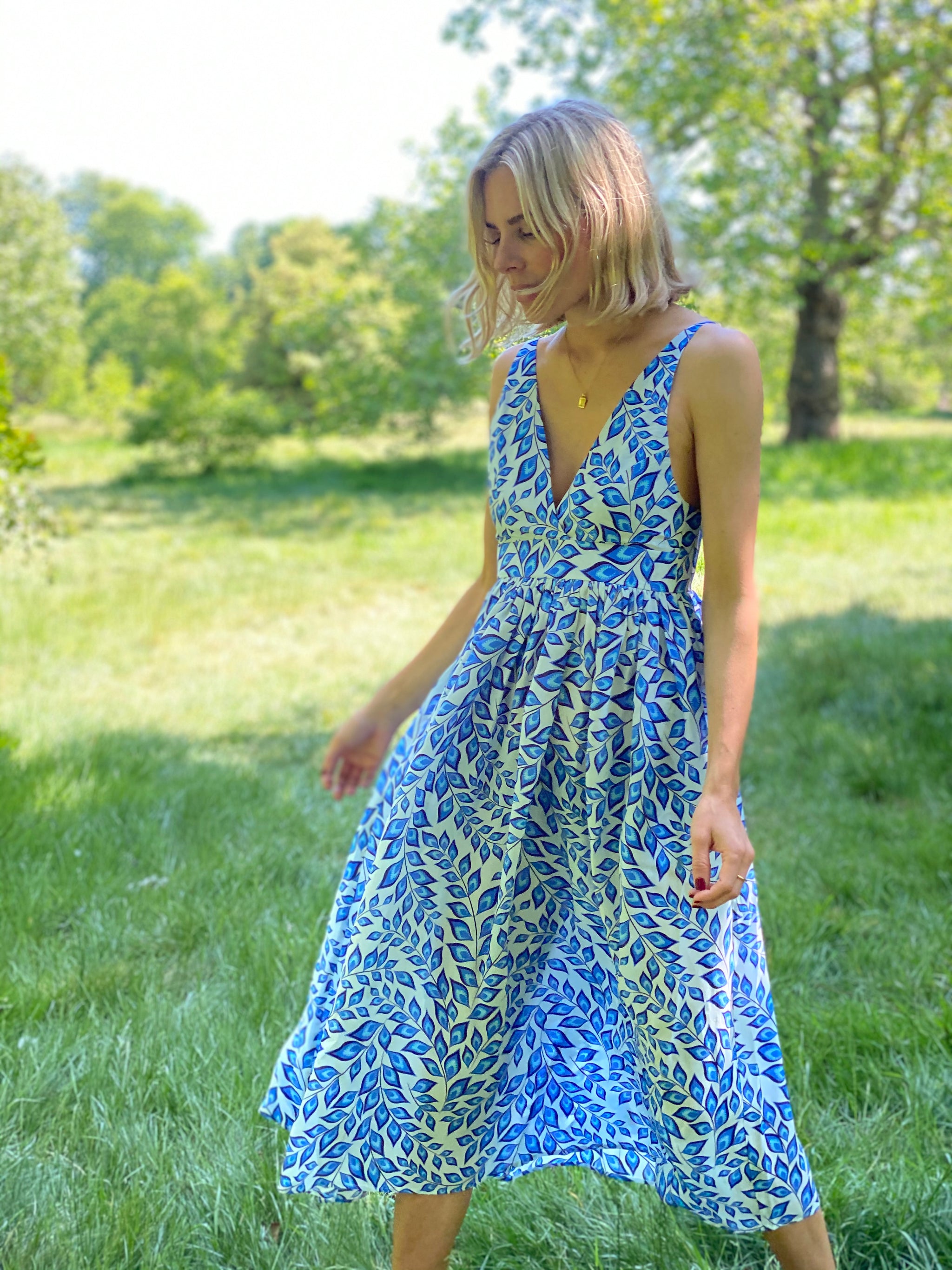 The Midi Empress | Ville Planter Light Blue (4526894153809)