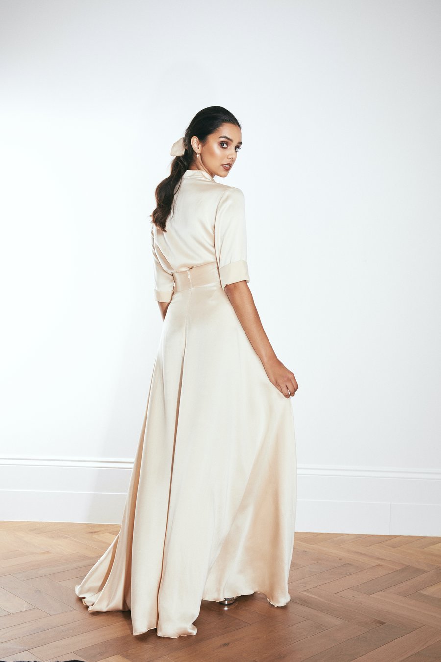 the long flirt , shirt dress , silk dress  - valle + vik