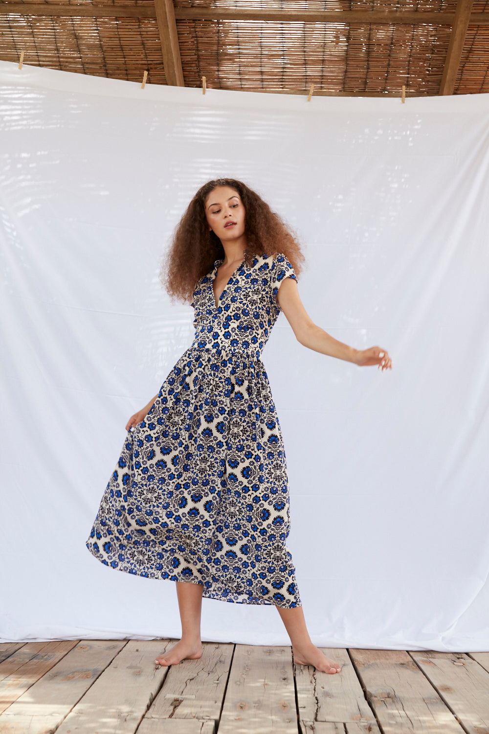 the long flirt , shirt dress , silk dress  - valle + vik